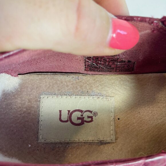 UGG Australia Hadria Croc Embossed Red Leather Loafers Women’s Size 7 Slip On - Picture 9 of 9